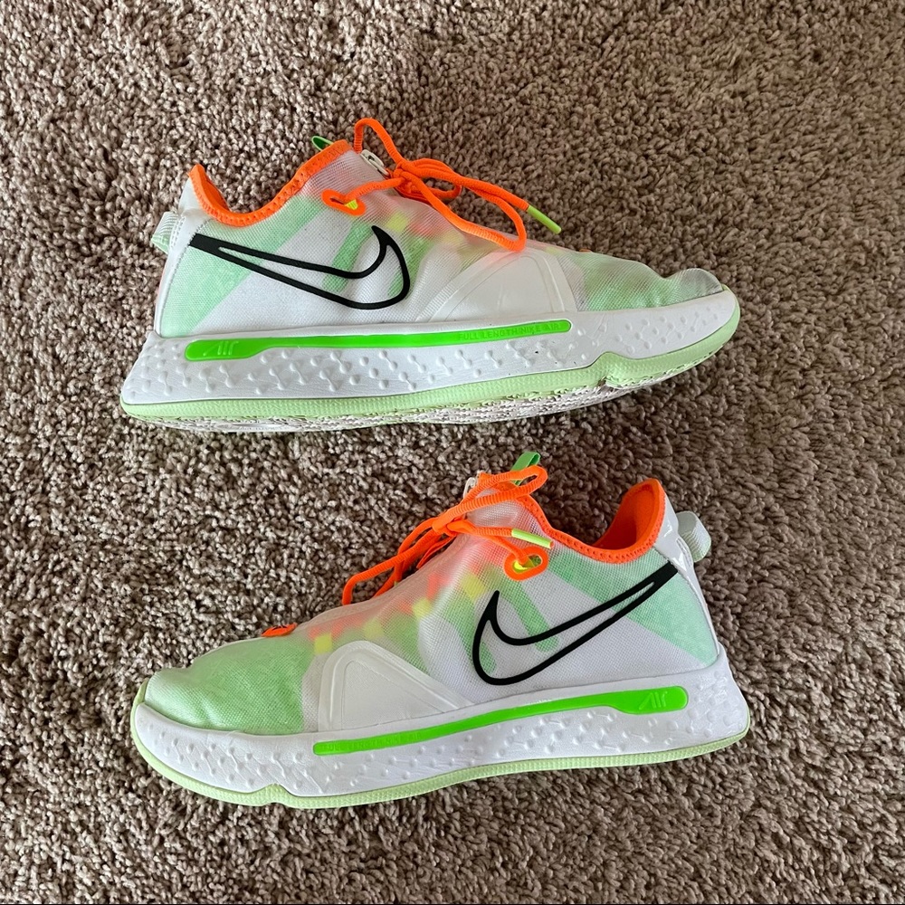 Nike PG 4 gatorade (men’s 10, woman’s 11.5)